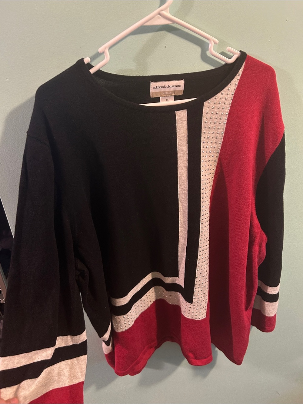 Alfred Dunner Black Red and Cream Geometric Crewneck Sweater
